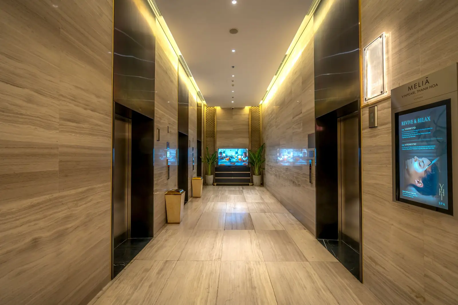 ValvellianprestigeHaven interior corridor